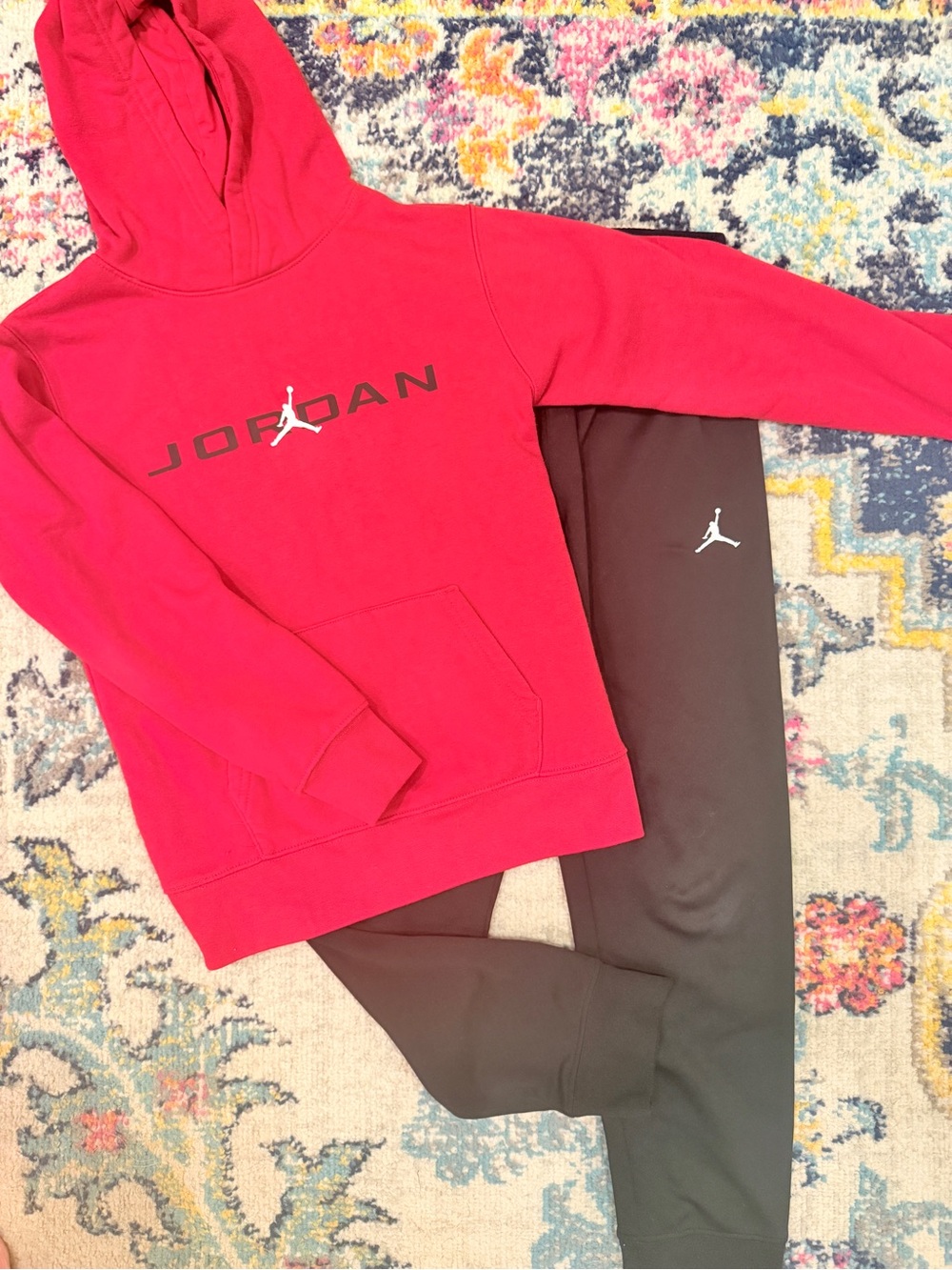 Jordan Youth Medium Matching Hoodie & Jogger Set